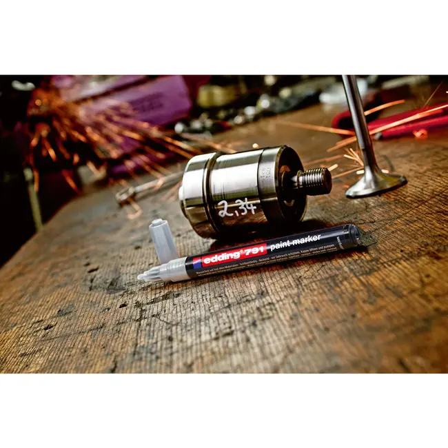 Marker permanent Edding 791, cu vopsea, corp plastic, varf rotund , 1-2 mm, albastru BPTCED7913