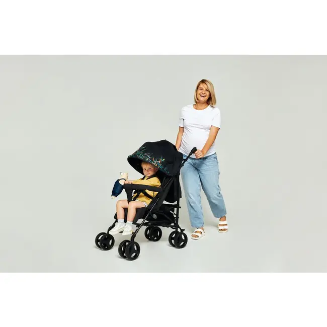 Carucior sport compact, Lionelo, Irma, Spatar reglabil in 4 pozitii, Suport picioare reglabil, Manere rotative, Pliere tip umbrela, 6- 36 luni, Pana la 15 kg, Conform cu EN1888-1:2018, Gri BYNLO-IRMA_GREY/DARKGREY