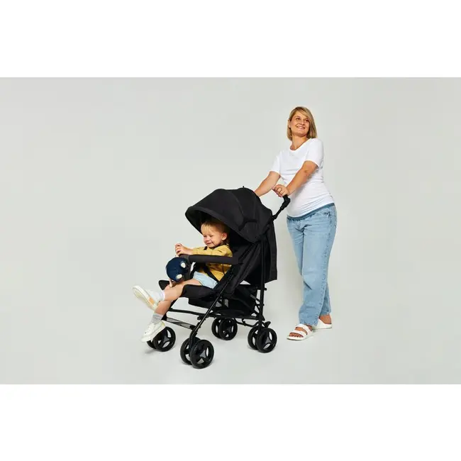 Carucior sport compact, Lionelo, Irma, Spatar reglabil in 4 pozitii, Suport picioare reglabil, Manere rotative, Pliere tip umbrela, 6- 36 luni, Pana la 15 kg, Conform cu EN1888-1:2018, Gri/Negru BYNLO-IRMA_BLACK/DARKGREY