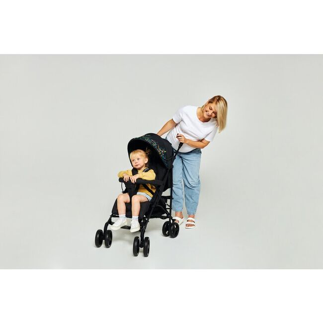 Carucior sport compact, Lionelo, Irma, Spatar reglabil in 4 pozitii, Suport picioare reglabil, Manere rotative, Pliere tip umbrela, 6- 36 luni, Pana la 15 kg, Conform cu EN1888-1:2018, Roz BYNLO-IRMA_PINK