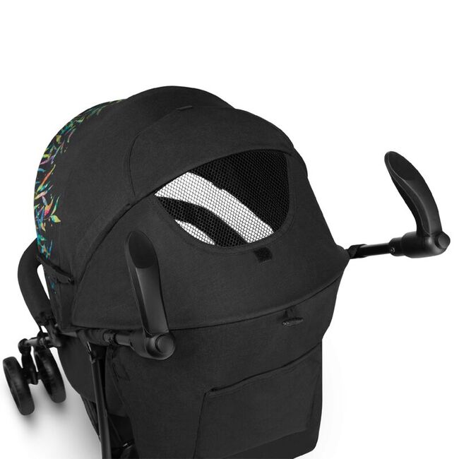 Carucior sport compact, Lionelo, Irma, Spatar reglabil in 4 pozitii, Suport picioare reglabil, Manere rotative, Pliere tip umbrela, 6- 36 luni, Pana la 15 kg, Conform cu EN1888-1:2018, Negru BYNLO-IRMA_DREAMIN