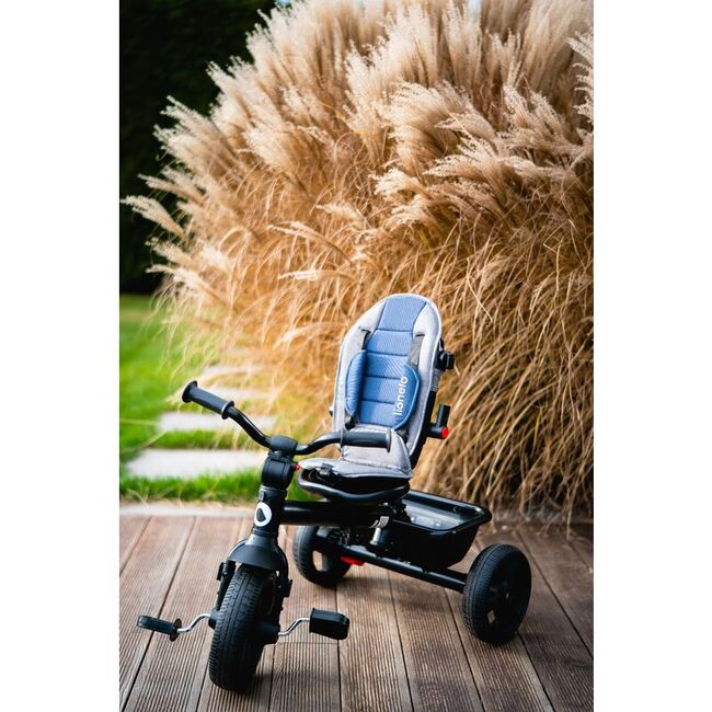 Tricicleta copii, Lionelo, Haari, Ultrapliabila, Multifunctionala, Suport picioare, Control al directiei, Scaun reversibil, Rotire 360 grade, Conform cu standardul european de securitate EN71, Verde BYNLO-HAARI_GREEN_EMERALD