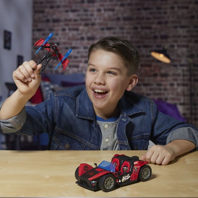 MARVEL SPIDER MAN VENOM VERSUS LANSATOR AUTO SI FIGURINA MILES MORALES VIVG0736