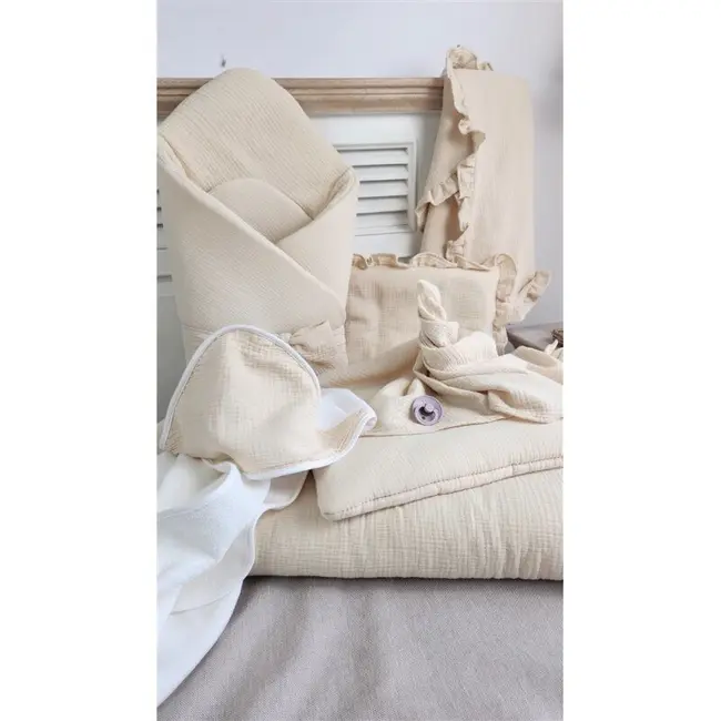 Paturica de infasat, Qmini, Din muselina dubla, Cu inchidere cu panglica, Dimensiune 75x75 cm, Din material certificat Oeko Tex Standard 100, Warm Beige BYN6426972029742