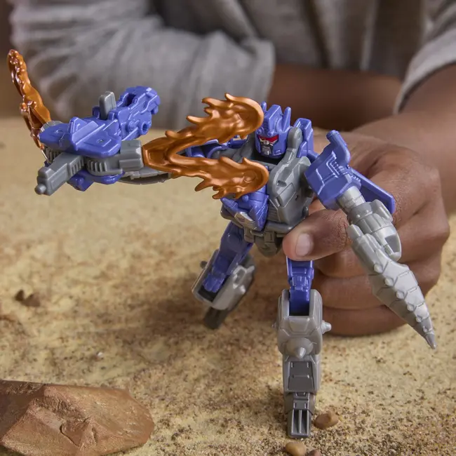 TRANSFORMERS CYBERWORLD ROBOT GALVATRON BLINDAT TRANSFORMABIL VIVG0747_G1052