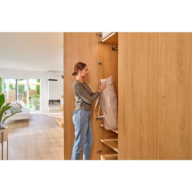 Tarc de joaca copii, Lionelo, Florence Easy Fold, 150 x 180 x 75 cm, Pliere, depliere automata, Include geanta de transport, Din plasa, Cu doua intrari laterale, 0-48 luni, Conform cu EN12227, Bej BYNLO-FLORENCE_EASY_FOLD_BEIGE_SAND