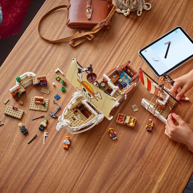 LEGO ONE PIECE CORABIA DE PIRATI FASNEATA MERRY 75639 VIVLEGO75639