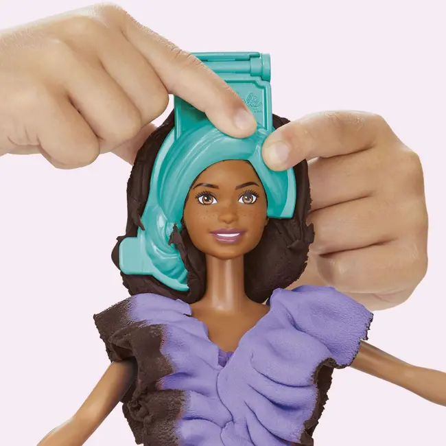 PLAY DOH BARBIE SET PLASTELINA BARBIE FASHIONISTA RUFFLES CREATII VESTIMENTARE VIVG1359