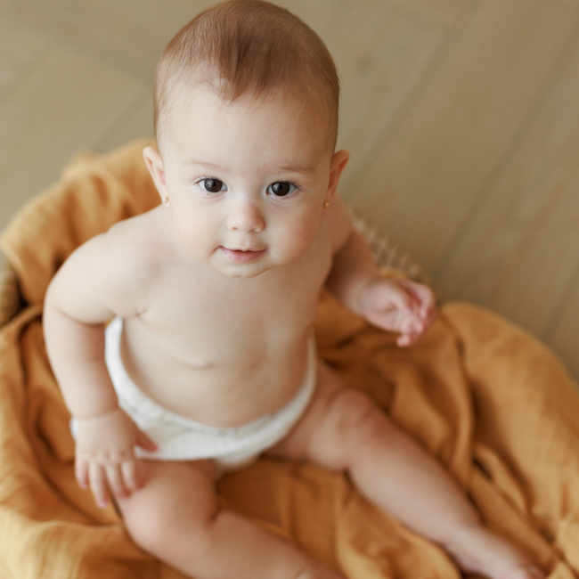 Onino - muselina multifunctionala din bumbac 100% organic, hug.me, honey gold, x1 bucata, 120 x 120 cm, certificata gots bbbcdsw001