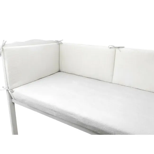 Aparatoare pentru patut, Qmini, Din muselina dubla, 180x30 cm, Din material certificat Oeko Tex Standard 100, Cu panglici, Cream BYN6426972030007