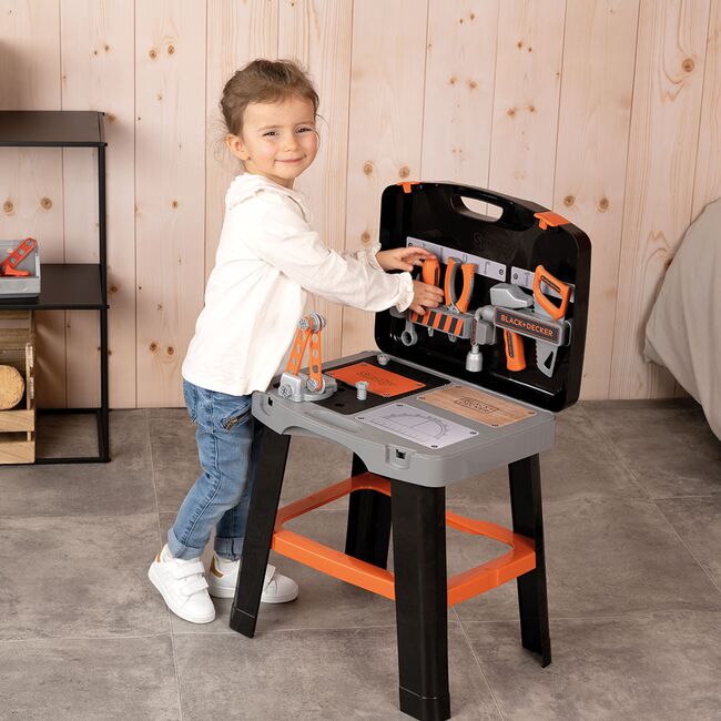 Atelier Smoby Black & Decker Bricolo Smart Workbench cu 33 accesorii HUBS7600360734