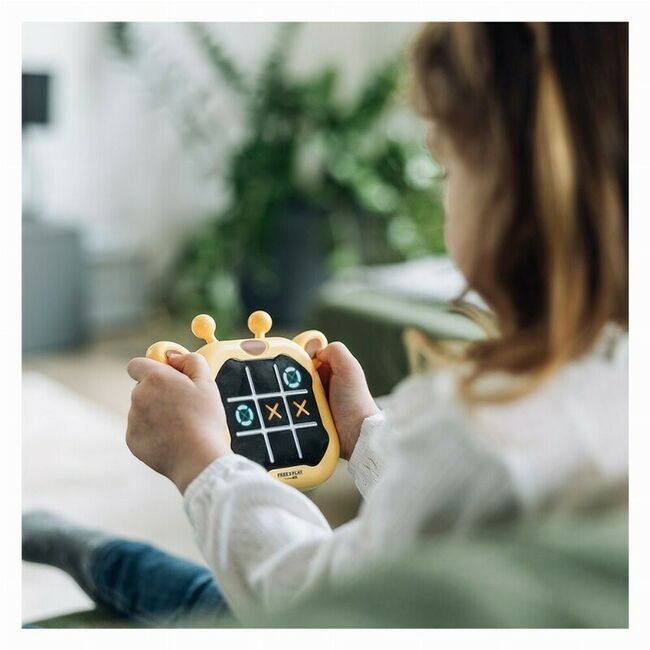Joc electronic 2 in 1, Free2Play, X si 0, Design girafa, 3 ani + BYN86588