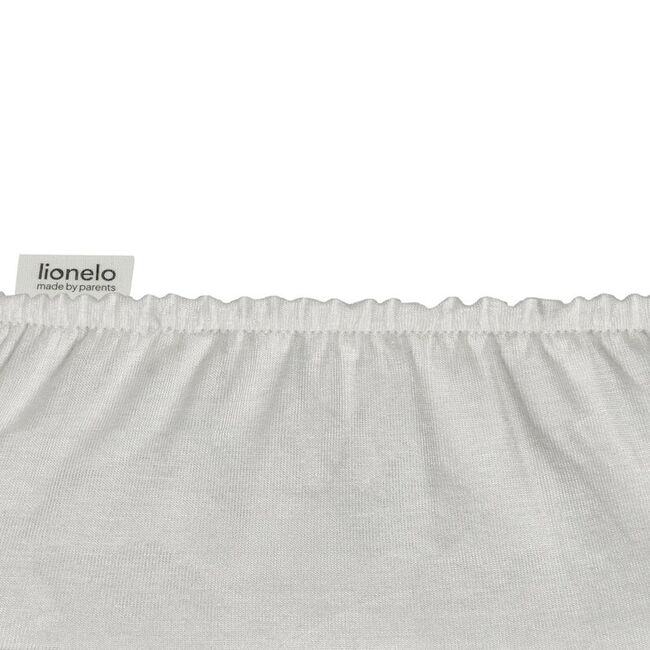 Set cearceafuri cu elastic, Lionelo, Pentru patuturi 120 x 60 cm, Pentru saltele de max. 10 cm inaltime, Din bambus, Usor de spalat, 30 grade, Fara calcare, Ecologic, Alb/Gri BYNLO-BAMBOO_SHEET_OFF_WHITE_GREY_118x60