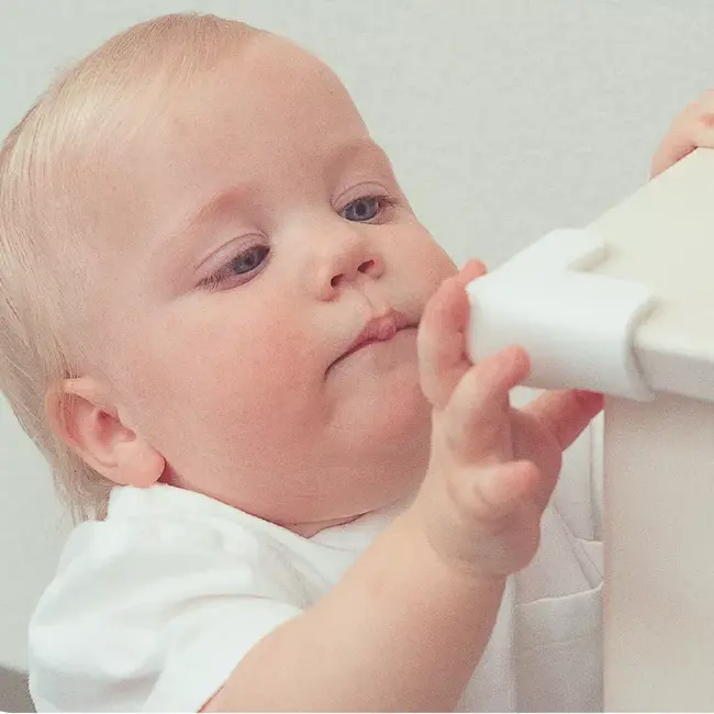 Banda protectie mobilier pentru copii - autoadeziva, din spuma, 1.5m   car boy safety