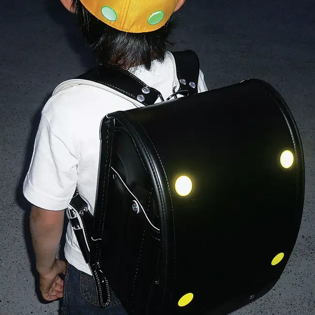 Bebe la bord  buline happy smile