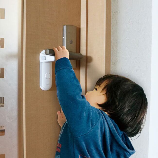 Blocator usa copii ,   sistem anti-deschidere usor de montat