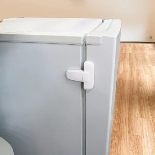 Incuietoare frigider autoadeziva ,   siguranta copii 2 buc