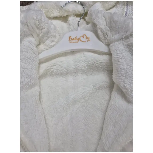 Salopeta tricotata groasa cu gluga pentru bebelusi &ndash; model crem, iarna trmd4108