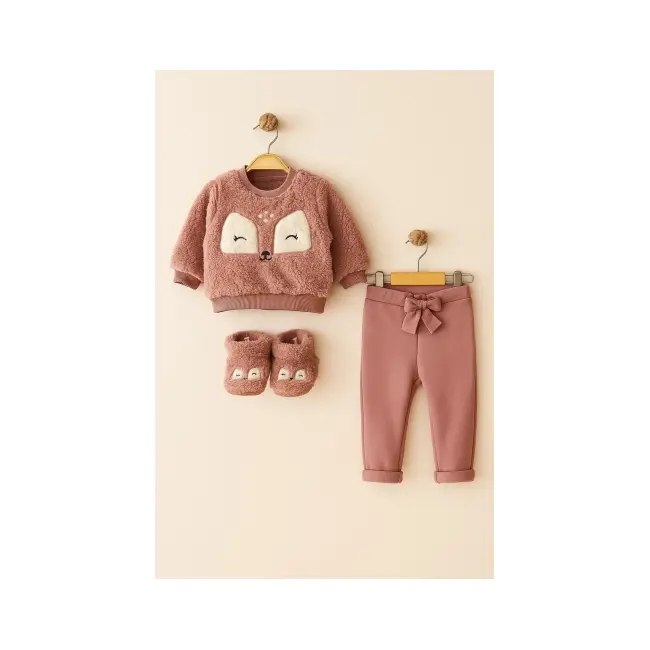 Set fetita 3 piese welsoft – bluzita, pantaloni si ghetute – material pufos bbl81