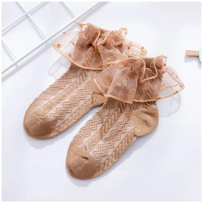 Sosetele crem cu model din tesatura si volanas din tulle mdskk153-1