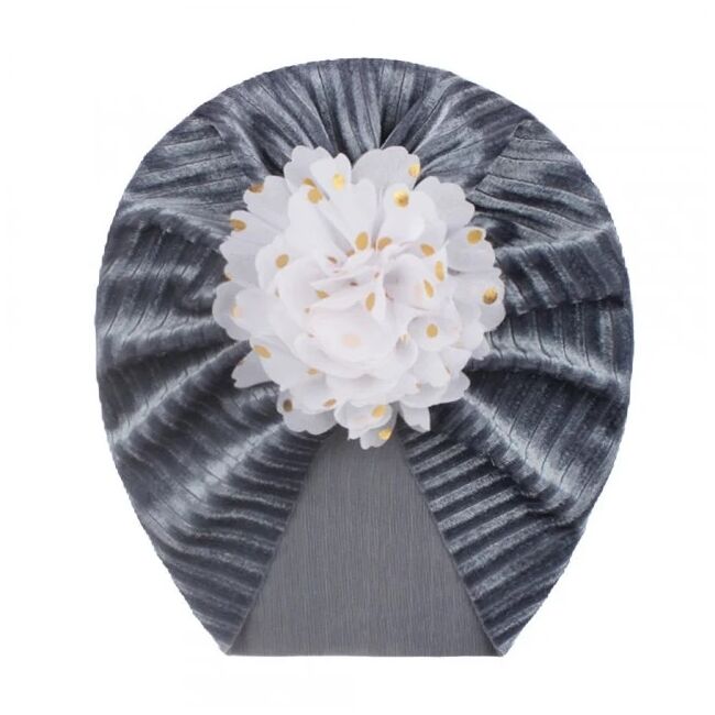 Caciulita gri tip turban din catifea cu floare aplicata mdx-20153-5