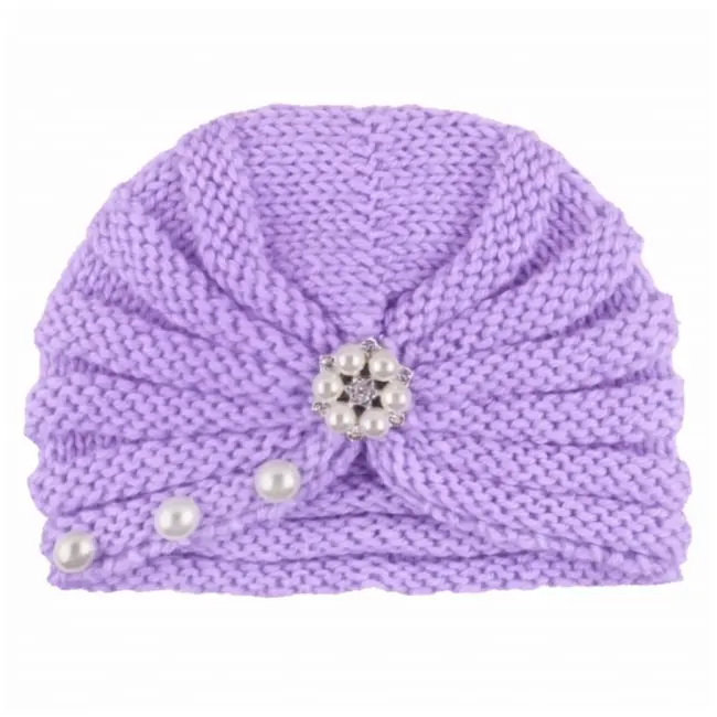 Caciulita lila crosetata tip turban cu perlute si strasuri mdx-19064-7-sa1