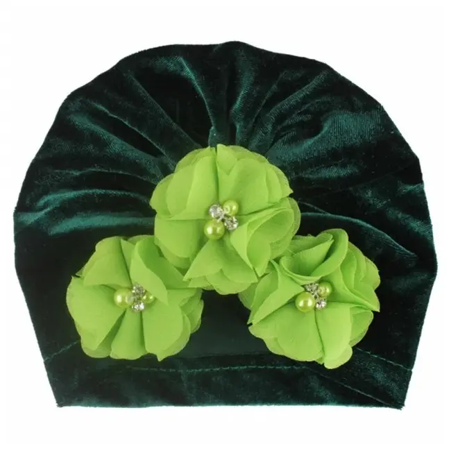 Caciulita verde tip turban din catifea cu flori aplicate mdx-19068-2-sa1