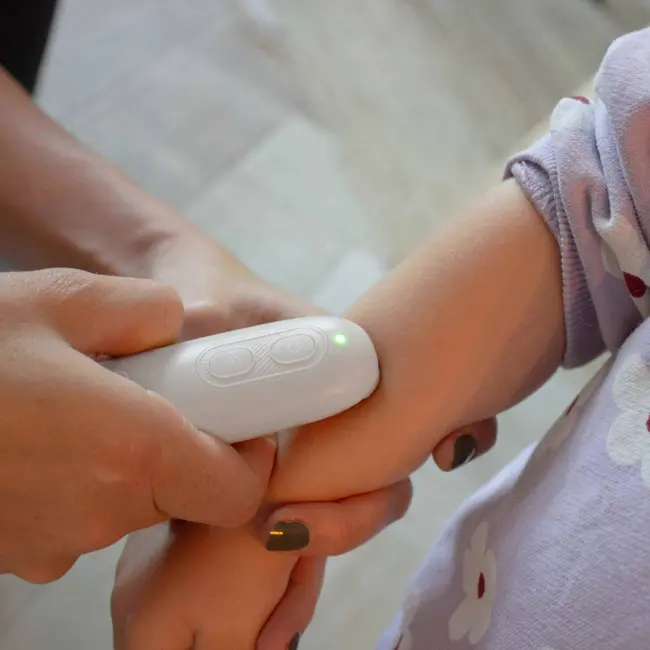 Aparat pentru calmarea muscaturilor de tantar bbl&uuml;v B&uuml;g