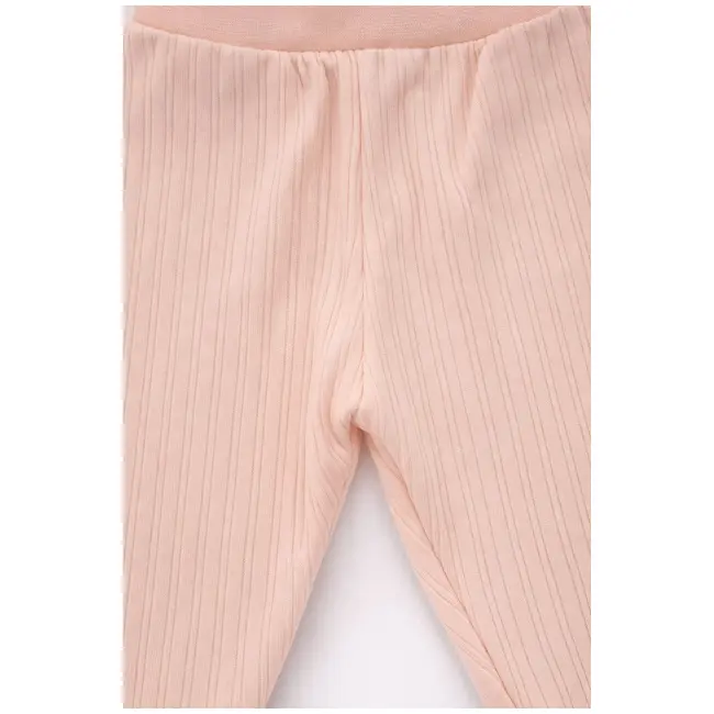 Set bebelusi 3 piese bumbac, body petrecut iepuras, pantaloni cu botosei, caciulita 0-3 luni trpb0055-cp1