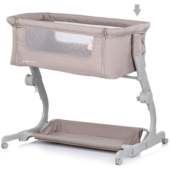 Patut co-sleeper Chipolino Eleganza cu laterala culisanta tiramisu HUBKOSEL0252TR