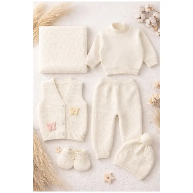 Set bebe tricotat 6 piese alb paturica vesta bluza pantaloni caciula botosei trpb0175