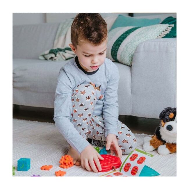 Smart games - apple twist, joc de logica cu 60 de provocari, 5+ ani, editie lb. romana - okesg445ro