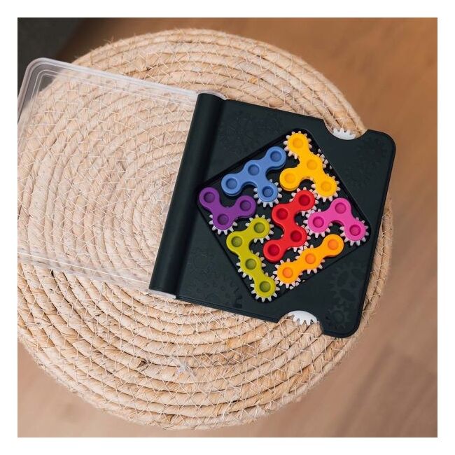 Smart games - iq gears, joc de logica cu 120 de provocari, 7+ ani, editie lb. romana - okesg307ro