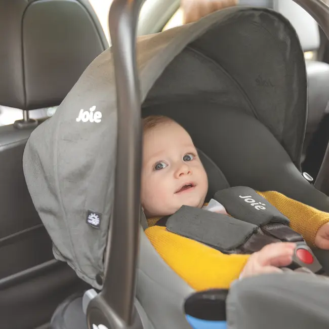 Joie - scoica auto i-snug 2 cu tetiera reglabila, 40-75 cm, raven, testata adac si certificata r129 bbbc1817carvn000