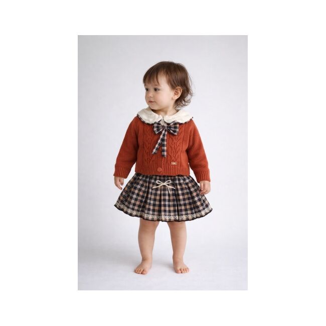 Set tricotat fetite missolix cu vesta si fusta in carouri, design elegant si confort premium bkr2623-1