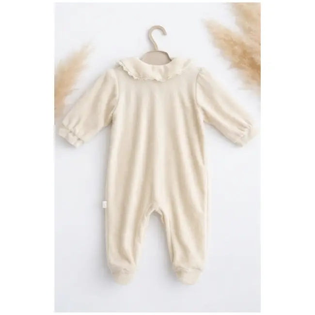 Salopeta bebe fetita crem catifea cu guler brodat maneca lunga inchidere capse trpb0187