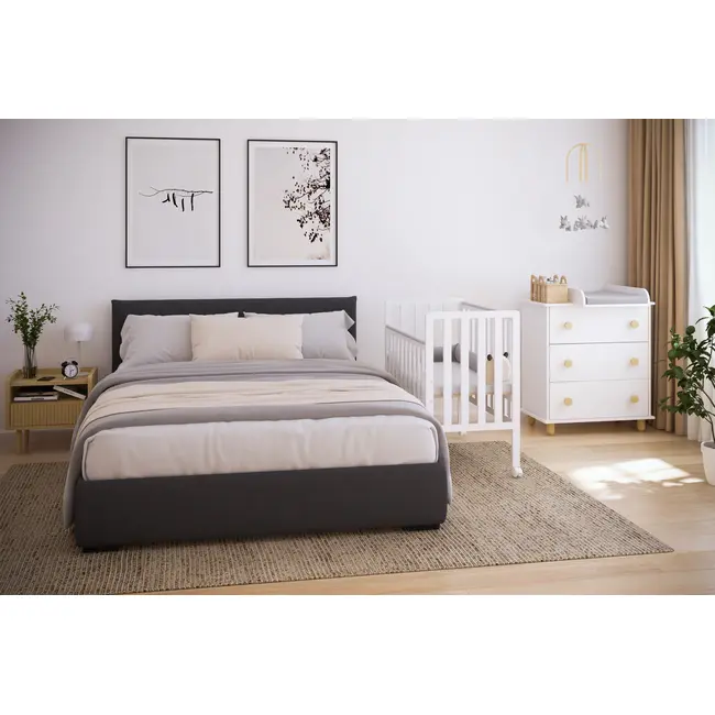 Patut Din Lemn Bambi Alb 100a 50 Cm Laterala Culisanta    Roti Cu Blocare    Protectie Silicon Pentru Dentitie    En 716-1 Pjbbambi_w