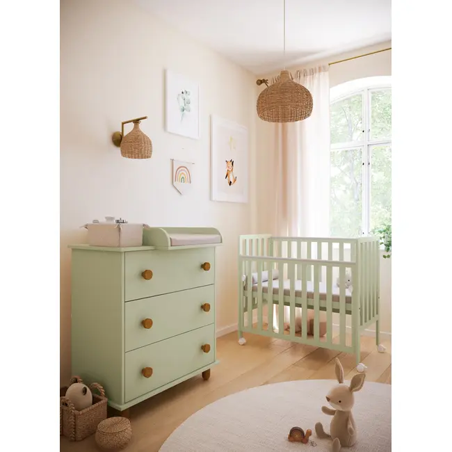 Patut Din Lemn Bambi Menta 100a 50 Cm Laterala Culisanta    Roti Cu Blocare    Protectie Silicon Pentru Dentitie    En 716-1 Pjbbambi_m