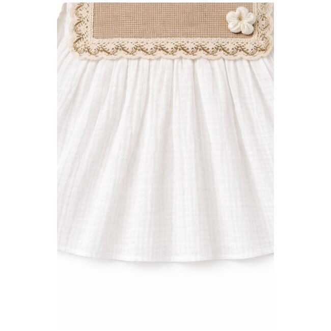 Rochita bebe fetita alba eleganta cu guler clasic dantela si design vintage premium trpb0214