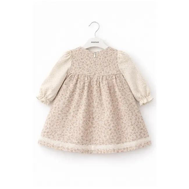 Rochita bebe fetita eleganta crem cu imprimeu floral dantela si design vintage premium trpb0215
