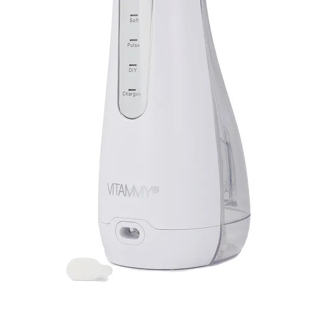 Irigator oral  dus bucal Vitammy eJET, 4 moduri de functionare, 5 duze interschimbabile, reincarcare prin USB, functia GentleStart si SmartTimer, rezervor 200 ml BITVitammyeJET