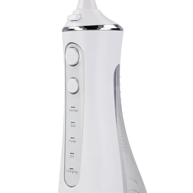 Irigator oral  dus bucal Vitammy eJET, 4 moduri de functionare, 5 duze interschimbabile, reincarcare prin USB, functia GentleStart si SmartTimer, rezervor 200 ml BITVitammyeJET