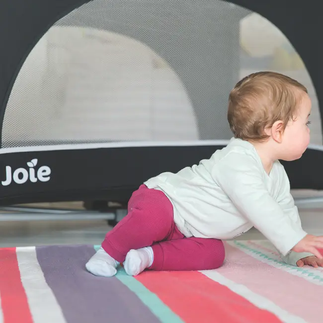 Joie - patut pliant cu 2 niveluri allura 120 cm, black ink bbbp1028kablk000