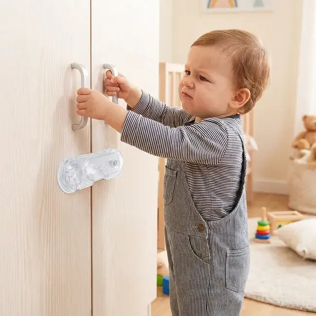 Set siguranta copii transparent pentru colturi, muchii si dulapuri 12 buc