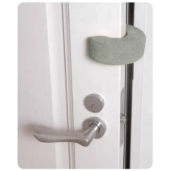 Set siguranta copii transparent pentru colturi, muchii si dulapuri 12 buc