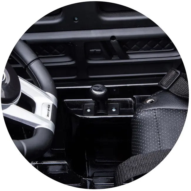 Masinuta electrica Chipolino SUV Mercedes AMG G63 cu scaun din piele si roti EVA black HUBELJG63M253B