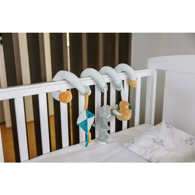 Jucarie pentru patut si carucior, Free2Play, Multifunctionala, Max the Bear, Dezvolta abilitati motorii si senzoriale, 0 luni+ BYN83518