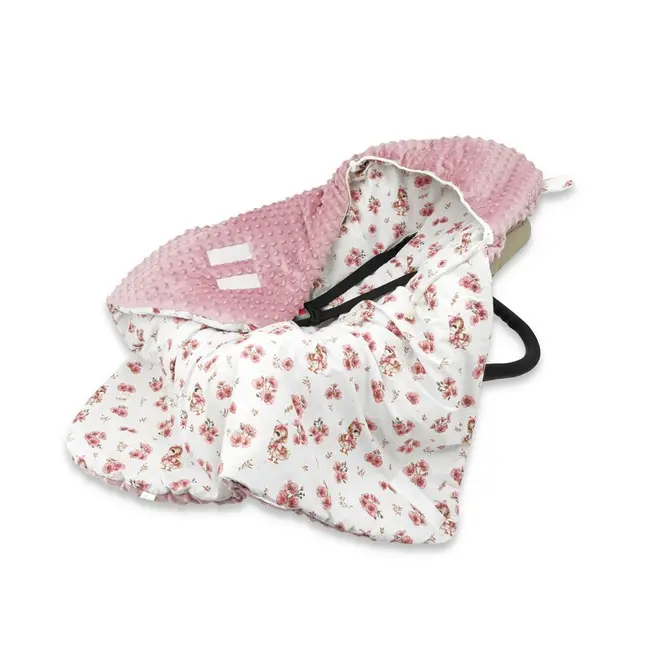 Paturica calduroasa, MimiNu, Pentru scoica, scaun auto/carucior, Cu gluga si urechi, Dimensiune 90x90 cm, Din Minky + Bumbac, Materiale certificate Oeko Tex Standard 100, Design, Ducklings Powdery Pink BYN6426972030816