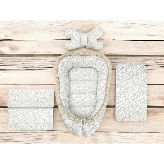 Set 4 in 1 Cosulet bebelus, MimiNu, Premium, Baby Cocoon 75x55 cm, Cu volanase si dantela, Din bumbac certificat Oeko Tex Standard 100, Cu paturica, Salteluta si perna fluture, Meadow BYN6426972031325
