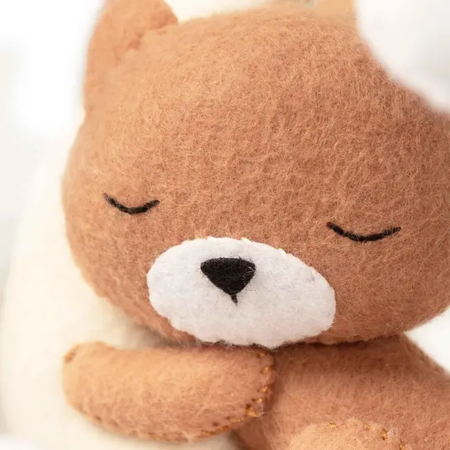 Neno Tedi &ndash; Carusel pentru pătuț cu suport de prindere JEMNEN-BAB-ZB002